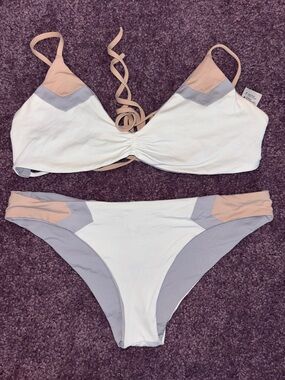 Colorblock Triangle Bikini Set in White, Blush & Light Gray